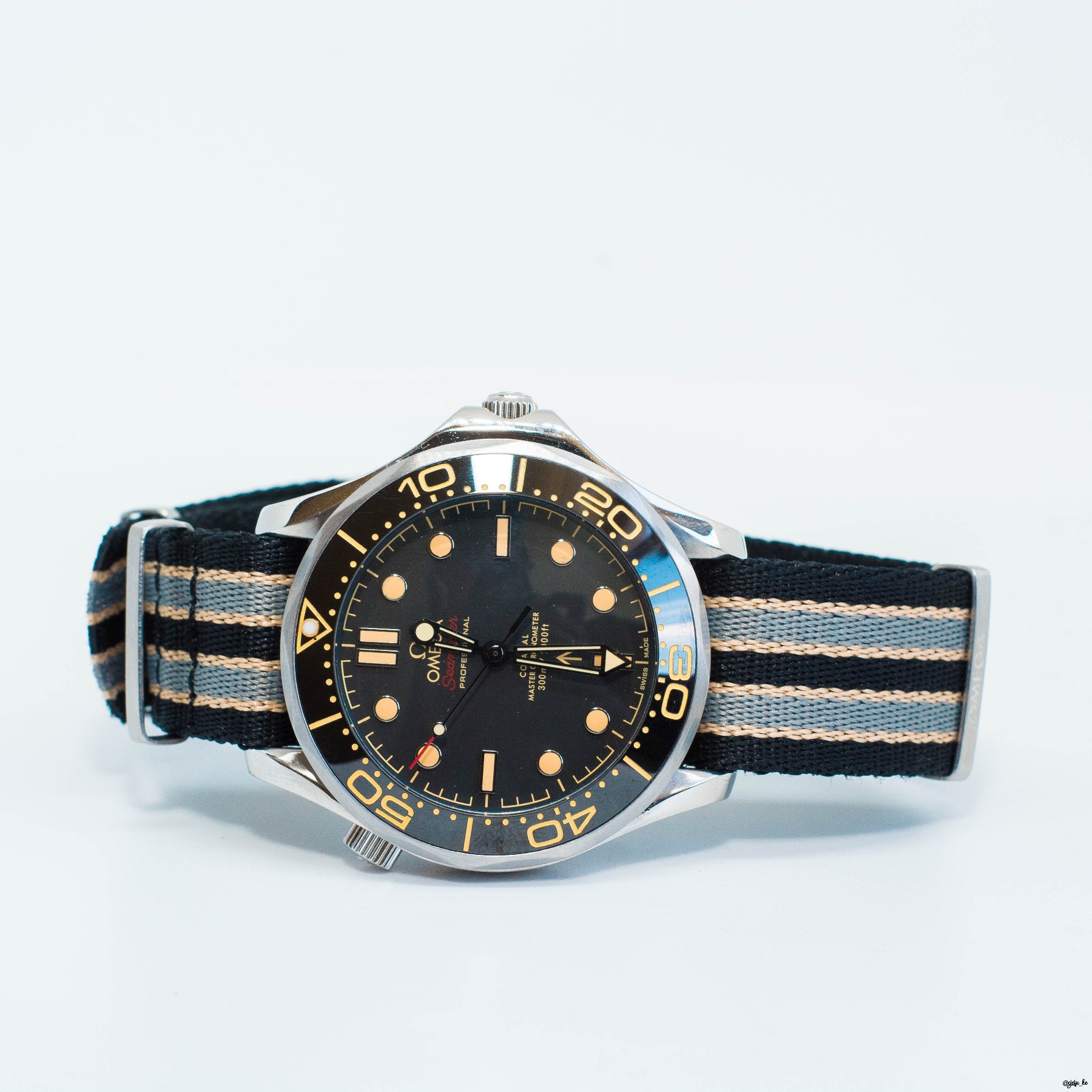 Omega sea master diver 300 meters James bond Nato straps watch for sale in Nairobi Kenya at trendsasa