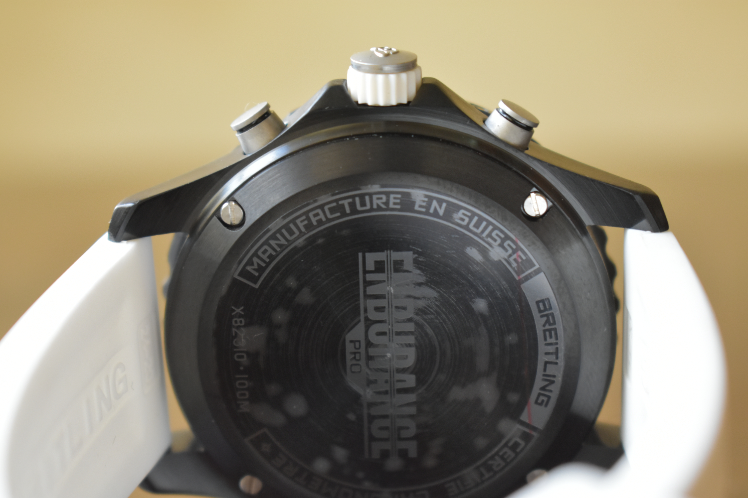 Breitling Endurance Pro Quartz Chronograph White Rubber Straps Men's Watch for sale in Nairobi,Kenya.